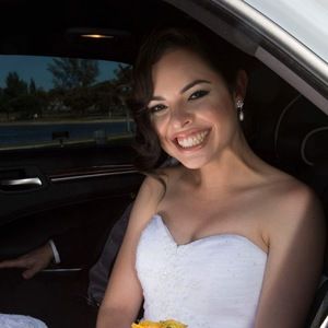 Meet your Posher, Zahilyn roche